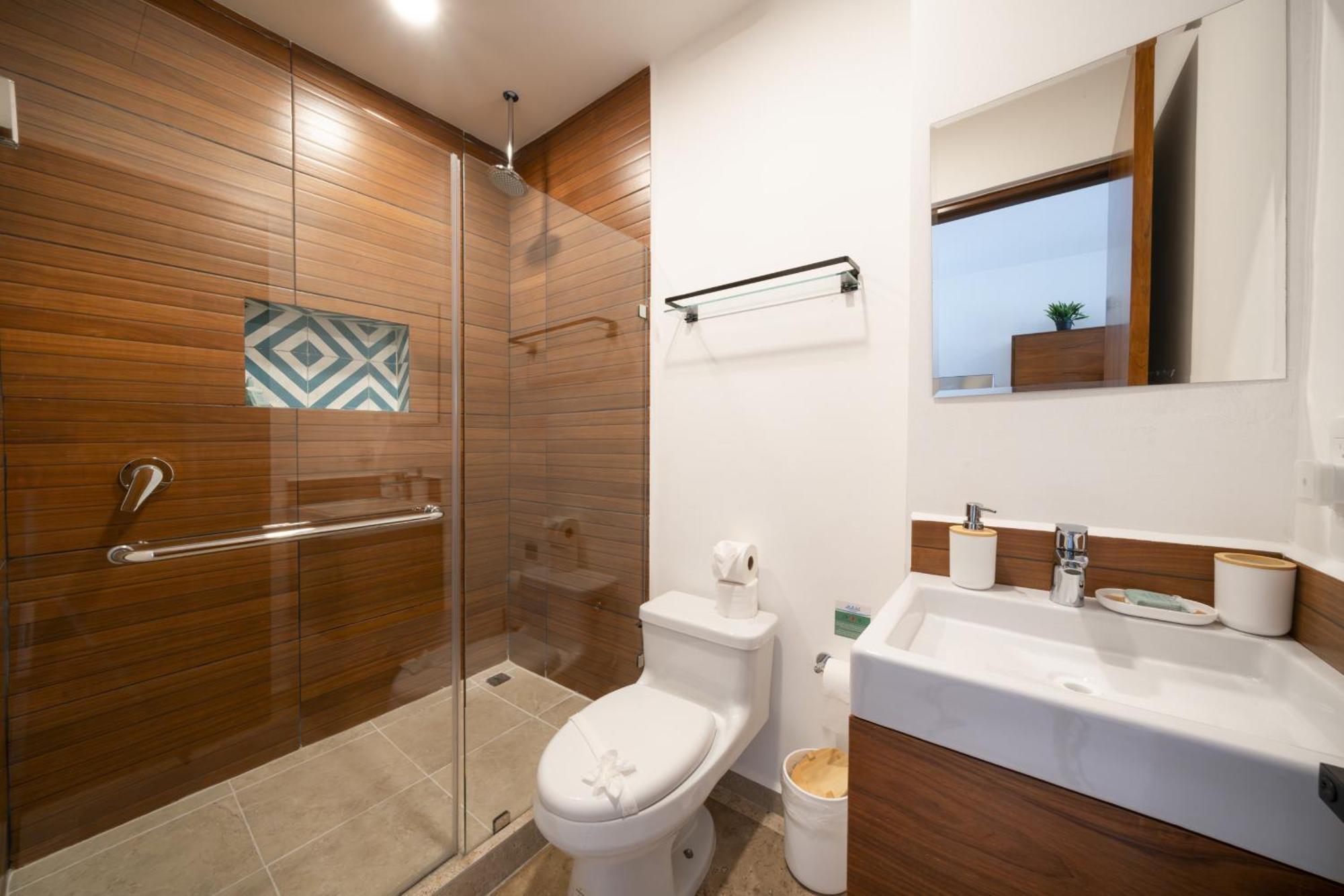 Comfortable With Pool In A Area - Huaya 501